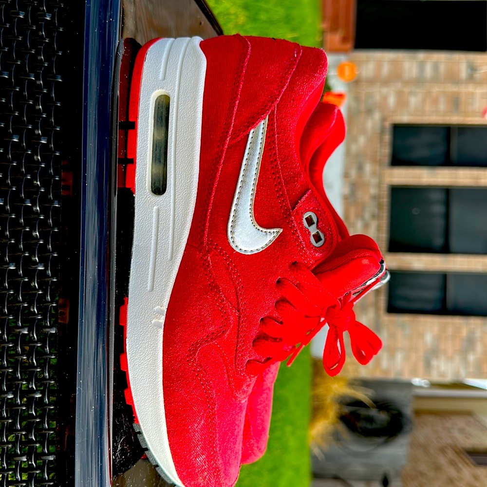 Women’s Air Max 1 Premium Hyper Red
